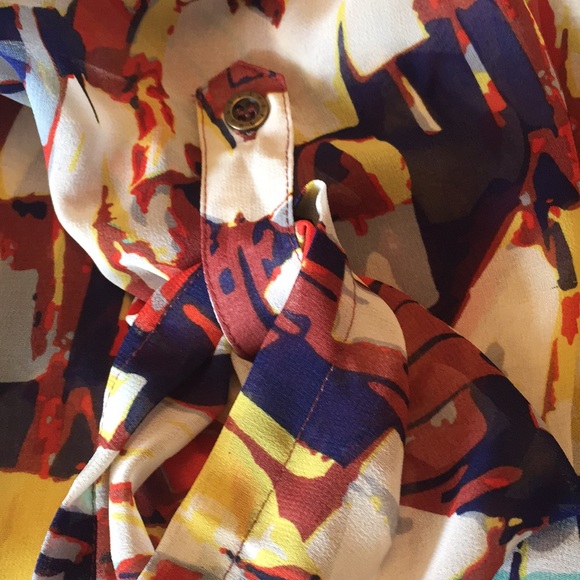 Quick Silver top - Picture 2 of 3